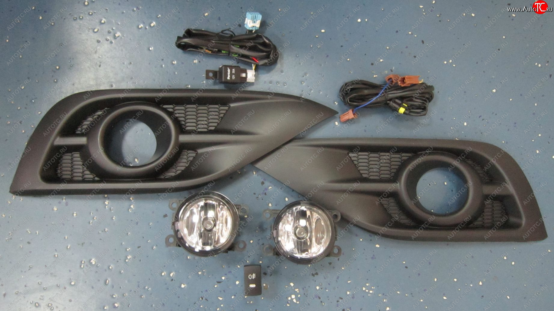 6 949 р. CR-V ФАРА ПРОТИВОТУМ Л+П (КОМПЛЕКТ) С РЕШЕТК , С ПРОВОДК И КНОПКОЙ BODYPARTS hdcrv12-073-n  с доставкой в г. Вологда