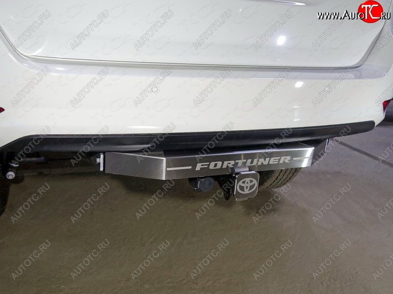 17 399 р.  Фаркоп (тягово-сцепное устройство) TCC Тюнинг  Toyota Fortuner  AN160 (2015-2020) дорестайлинг (крюк Е, надпись Fortuner)  с доставкой в г. Вологда