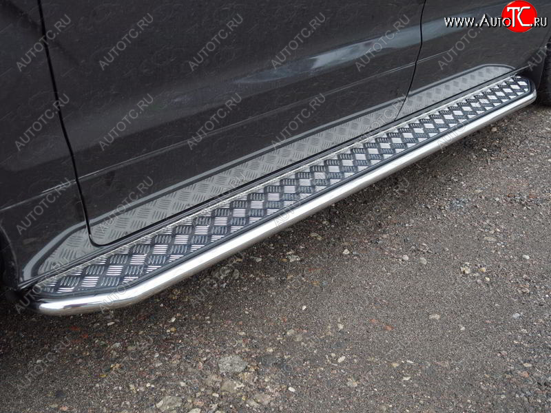 38 999 р. Пороги с площадкой 42,4 мм ТСС Тюнинг Hyundai Starex/Grand Starex/H1 TQ рестайлинг (2014-2018) (серые)  с доставкой в г. Вологда
