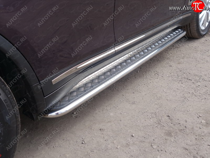 31 999 р. Пороги с площадкой 42,4 мм ТСС Тюнинг INFINITI QX70 S51 (2013-2020) (серые)  с доставкой в г. Вологда