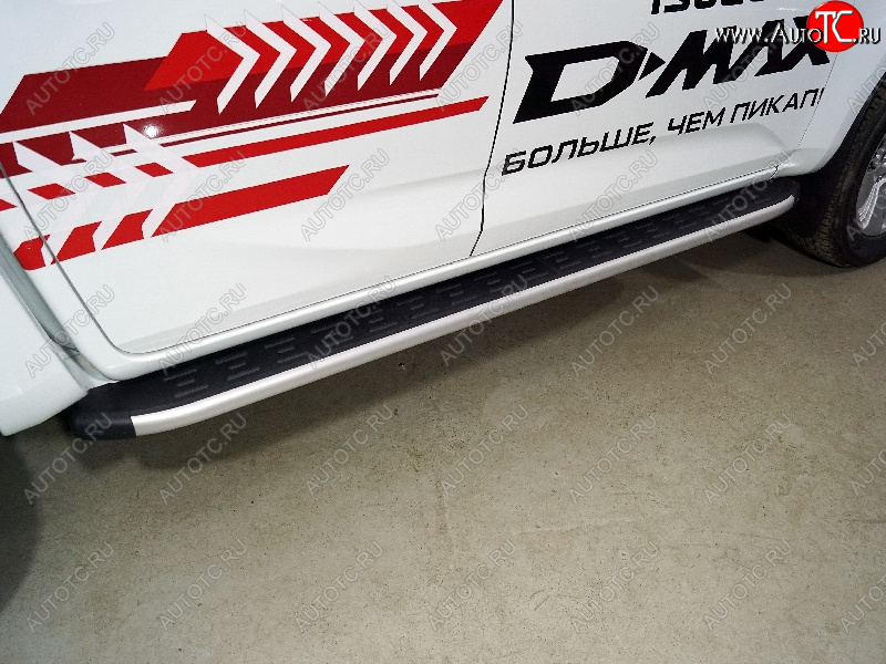 28 999 р. Пороги алюминиевые с пластиковой накладкой ТСС Тюнинг Isuzu D-Max RG DoubleCab (2020-2023) (серые)  с доставкой в г. Вологда