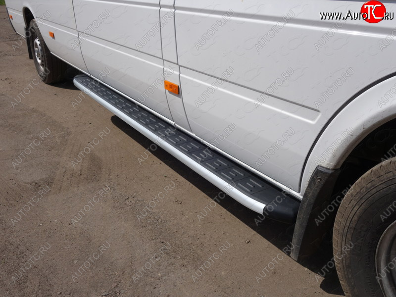 14 599 р. Порог алюминиевый с пластиковой накладкой ТСС Тюнинг Mercedes-Benz Sprinter W906 рестайлинг (2014-2018) (серые)  с доставкой в г. Вологда