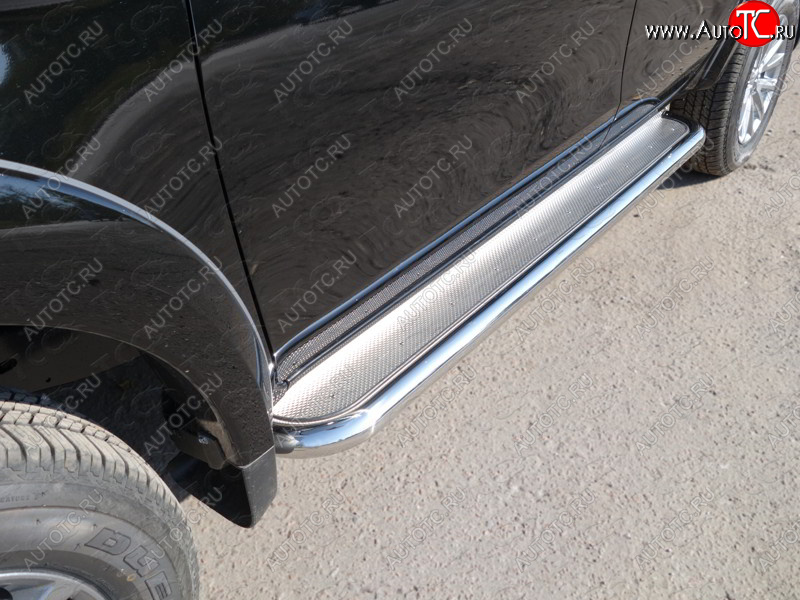 42 999 р. Пороги с площадкой 60,3 мм ТСС Тюнинг  Mitsubishi L200  5 KK,KL (2015-2019) дорестайлинг (нержавейка)  с доставкой в г. Вологда
