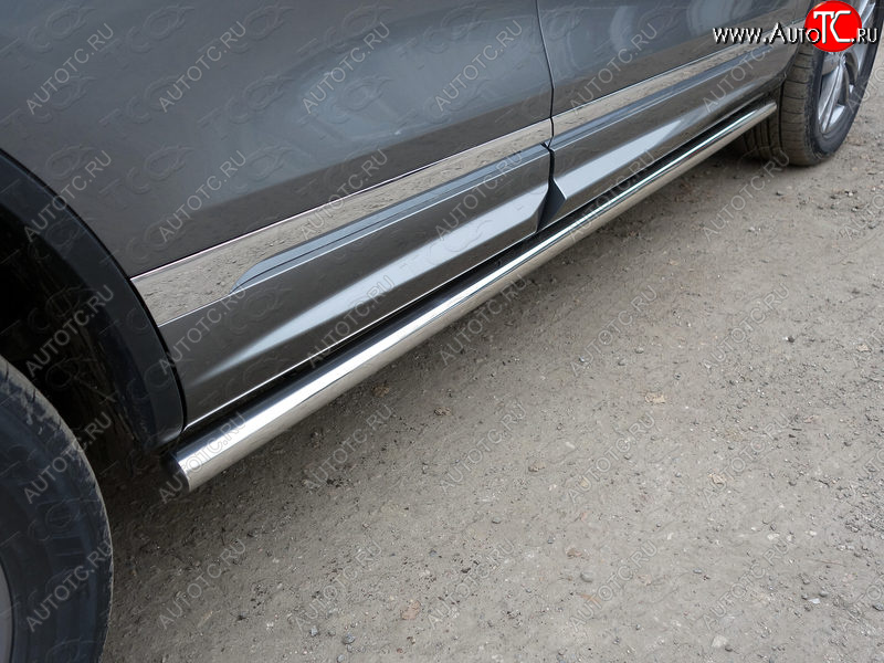 23 549 р. Защита порогов труба d60,3 мм ТСС Тюнинг Volkswagen Touareg 2 NF рестайлинг (2014-2018) (серые)  с доставкой в г. Вологда