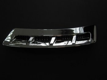 FX35 11- {QX70 14-} НАКЛАДКА ДЕКОРАТИВНАЯ ЛЕВ НА ПЕРЕД КРЫЛО ХРОМ (Китай)  ifx3511-4c0-l
