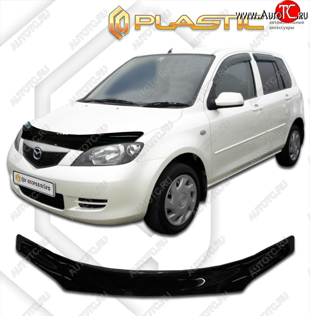 2 009 р. Дефлектор капота CA-Plastic  Mazda Demio  2 DY (2002-2005) дорестайлинг (серия Classic черный, с надписью)  с доставкой в г. Вологда