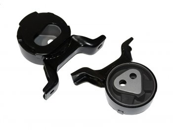 Опора заднего диффиренциала TOYOTA RAV4 00-05 SAT ST-52380-42050