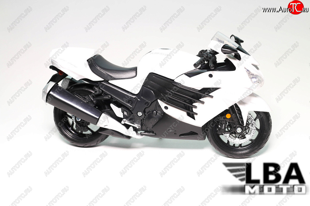 1 599 р. Модель мотоцикла Kawasaki Ninja ZX-14R Белого цвета масштаб 112  пм-00004979  с доставкой в г. Вологда