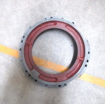 Корпус (крышка) КПП дисков фрикционных SD16 SHANTUI 16y-15-00081