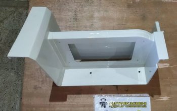 Корпус левой подножки FAW J6 (цв. БЕЛЫЙ) FAW 5103021-50va