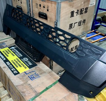 4 529 р. Решетка бампера (тягач) SHAANXI X3000  (!!!УЦЕНКА: возможен нетоварный вид!!!) SHACMAN dz97189621061  с доставкой в г. Вологда. Увеличить фотографию 2