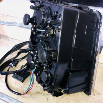 9 709 р. Фара передняя левая X3000 тягач SHACMAN dz97189723220  с доставкой в г. Вологда. Увеличить фотографию 5