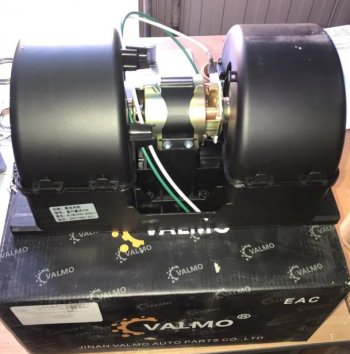 4 299 р. Мотор отопителя Howo T5GSitrak VALMO000557 SITRAK SITRAK 811w61942-0002  с доставкой в г. Вологда. Увеличить фотографию 2
