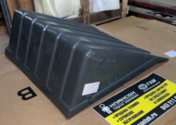 Крышка аккумулятора пластик HOWO T5GA7 AZ9100760102 SITRAK az9100760102