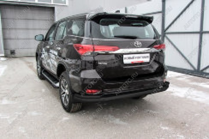 22 699 р. Защита заднего бампера d76+d42 двойная длинная Slitkoff Toyota Fortuner AN160 дорестайлинг (2015-2020) (нержавейка с полимерным покрытием в цвет черный)  с доставкой в г. Вологда