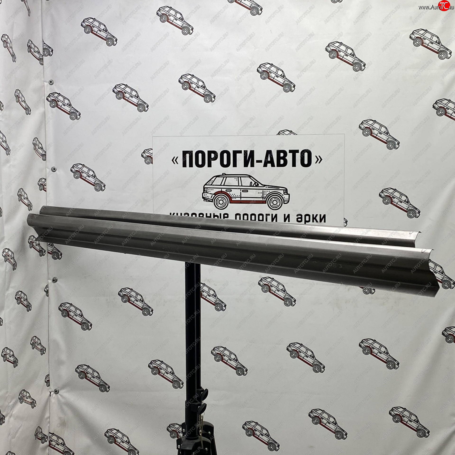 1 989 р. Правый порог (Ремкомплект) Пороги-Авто Toyota Hilux AN120 дорестайлинг (2016-2020) (холоднокатаная сталь 1 мм)  с доставкой в г. Вологда