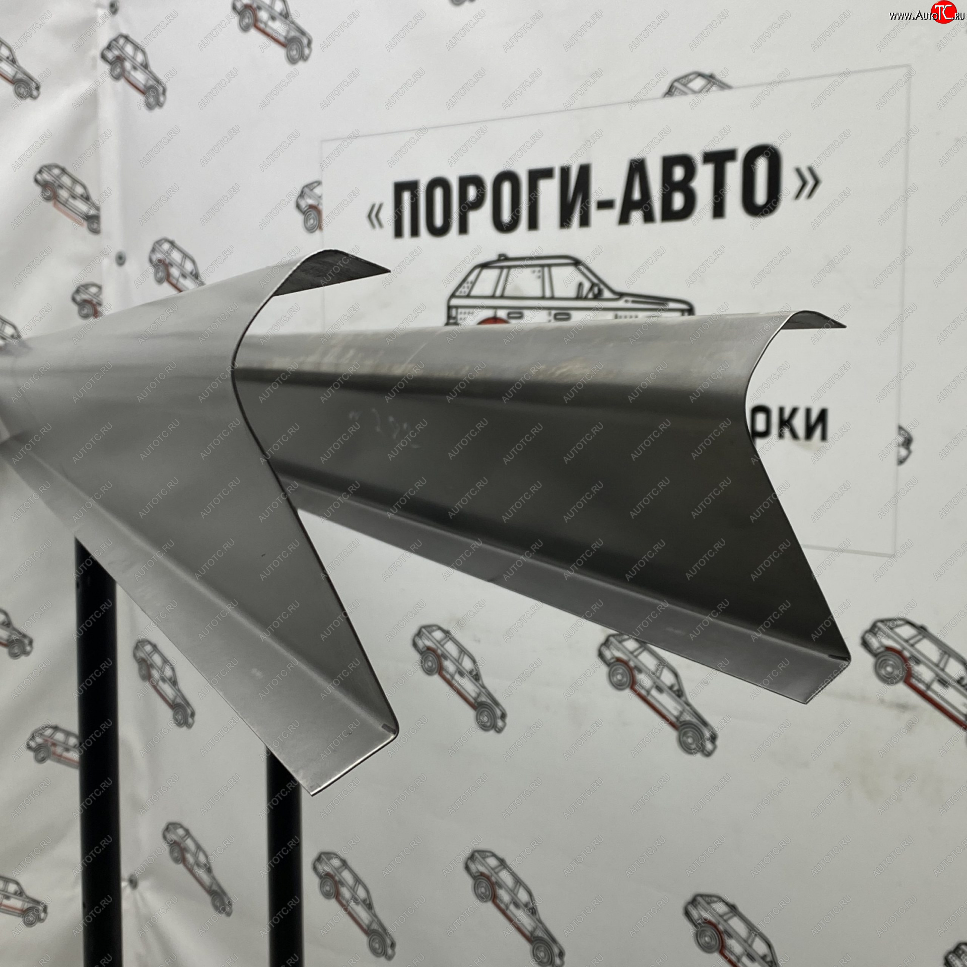 1 989 р. Правый ремонтный порог ПОРОГИ-АВТО Renault Logan 2 дорестайлинг (2014-2018) (холоднокатаная сталь 1 мм)  с доставкой в г. Вологда