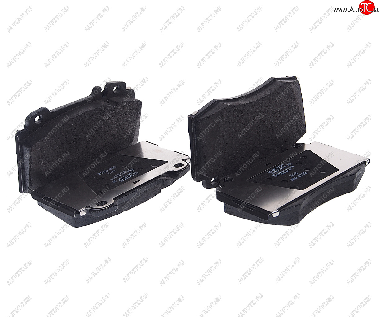 4 499 р. Колодки тормозные передние (4шт.) BOSCH Mercedes-Benz 207/310 W207-310 (1977-1996)  с доставкой в г. Вологда
