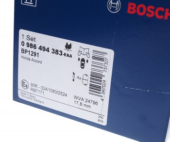4 949 р. Колодки тормозные передние MКПП (4шт.) BOSCH Honda Accord 9 CR седан дорестайлинг (2013-2016)  с доставкой в г. Вологда. Увеличить фотографию 3