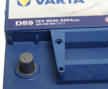 13 899 р. Аккумулятор VARTA Blue Dynamic 60Ач обратная полярность, низкий VARTA 6ст60(0) d59  с доставкой в г. Вологда. Увеличить фотографию 2