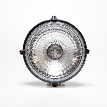 959 р. Фара рабочего света МТЗ круглая (металл) 12V AVTOELECTRICA AVTOELECTRICA 8724.3.06 ае  с доставкой в г. Вологда. Увеличить фотографию 2