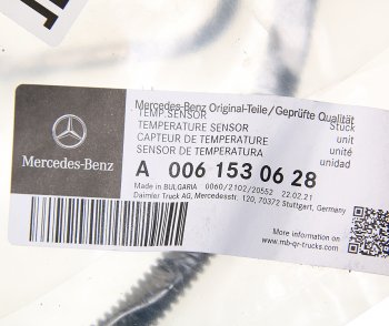 12 199 р. Датчик температуры КАМАЗ-5490 MERCEDES выхлопных газов (перед катализатором) OE MERCEDES a0061530628  с доставкой в г. Вологда. Увеличить фотографию 3