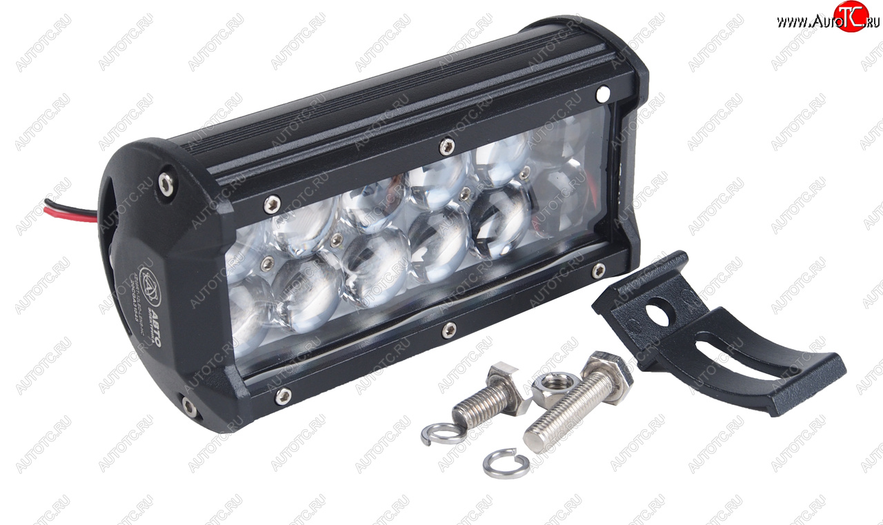 1 639 р. Фара рабочего света 160х85х62мм A-36W 12LED (направленный свет) (линзованная) AVTOELECTRICA AVTOELECTRICA ae36rt-12led-lens-hc ае  с доставкой в г. Вологда