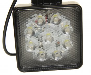 1 489 р. Фара рабочего света МТЗ 3100 lm LED 27w30(93w) квадр.корпус,узкий луч РК РУСЛАН-КОМПЛЕКТ фр-230  с доставкой в г. Вологда. Увеличить фотографию 3