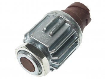 1 139 р. Выключатель MAN F90,M2000,L2000,F2000 стоп-сигнала (4-х контактный) STARTEC STARTEC inf.01.401  с доставкой в г. Вологда. Увеличить фотографию 3