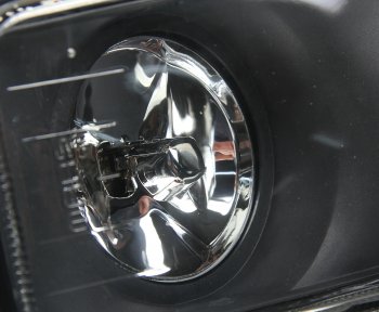 3 199 р. Фара противотуманная RENAULT Premium (95-06) левая (арт.691210 стекло) MARS TECH MARS TECH m631260  с доставкой в г. Вологда. Увеличить фотографию 4