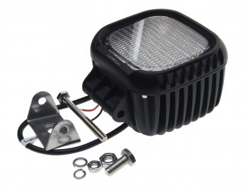 Фара рабочего света 140x125x86мм 48Вт (16 светодиодов) IP68 Pro Flood LUMEN LUMEN mlp-prc48ws2399f