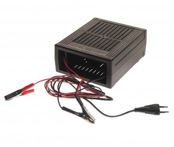 6 699 р. Устройство зарядное 12V 20А 220V (автомат) с ЖК дисплеем Вымпел 37 ОРИОН ОРИОН вымпел-37  с доставкой в г. Вологда. Увеличить фотографию 2