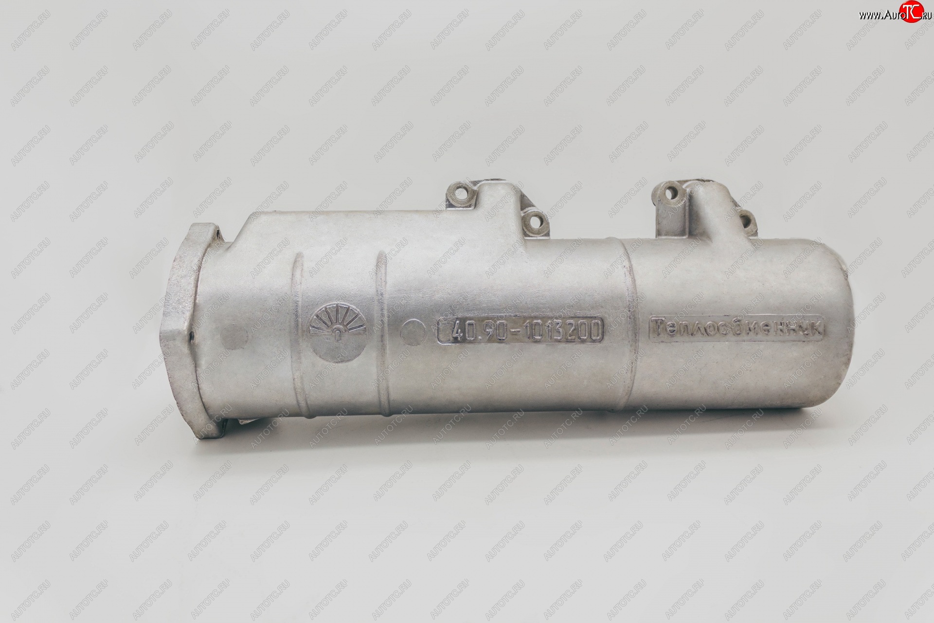 10 349 р. ТЕПЛООБМЕННИК Корпус теплообменника 40.90-1013200 и 343-1013200-30ТП для двигателя КамАЗ 40.90-1013215 КамАЗ 4310 (1981-1989)  с доставкой в г. Вологда