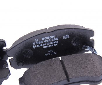 2 199 р. Колодки тормозные передние (4шт.) BOSCH Opel Frontera B 3 дв. дорестайлинг (1998-2001)  с доставкой в г. Вологда. Увеличить фотографию 2