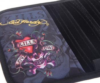70 р. Держатель CD-дисков LOVE KILLS SLOWLY на козырек (10 дисков) ED HARDY ED HARDY eh-00119  с доставкой в г. Вологда. Увеличить фотографию 3