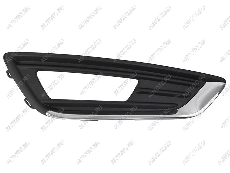 479 р. Правая оправа ПТФ SAT Ford Focus 3 седан рестайлинг (2014-2019) (молдинг хром)  с доставкой в г. Вологда