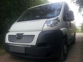 3 299 р. Защита радиатора (верх) Стрелка11 Стандарт  Peugeot Boxer  250 (2006-2014) (хром)  с доставкой в г. Вологда. Увеличить фотографию 2