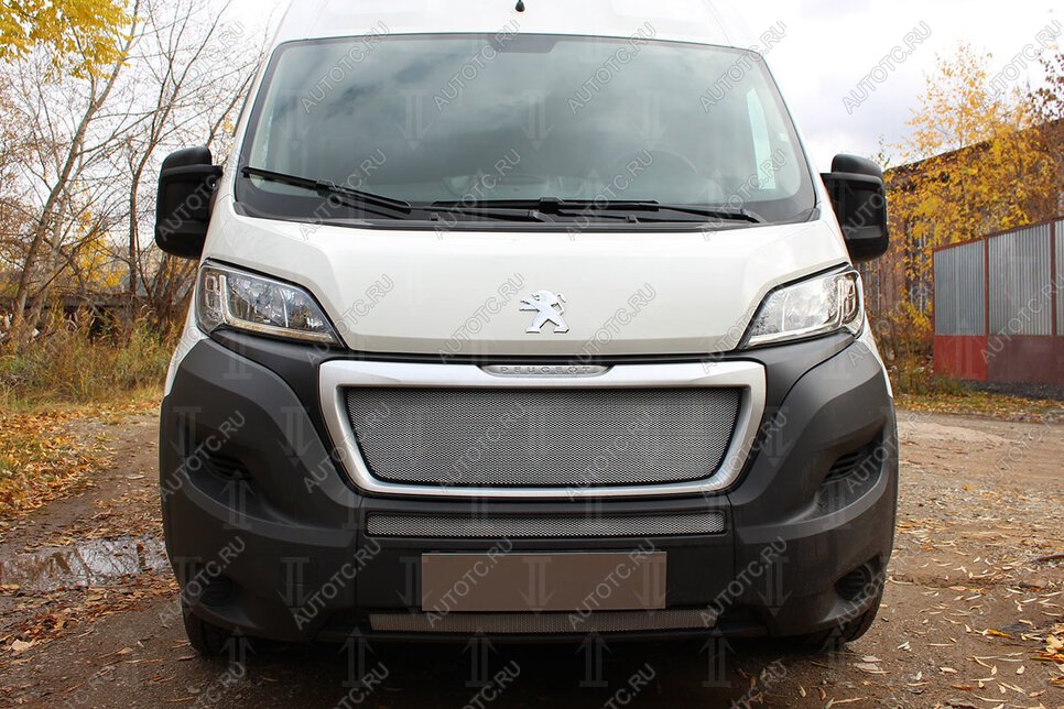4 099 р. Защита радиатора (верх) Стрелка11 Стандарт  Peugeot Boxer  290 (2014-2025) (хром)  с доставкой в г. Вологда
