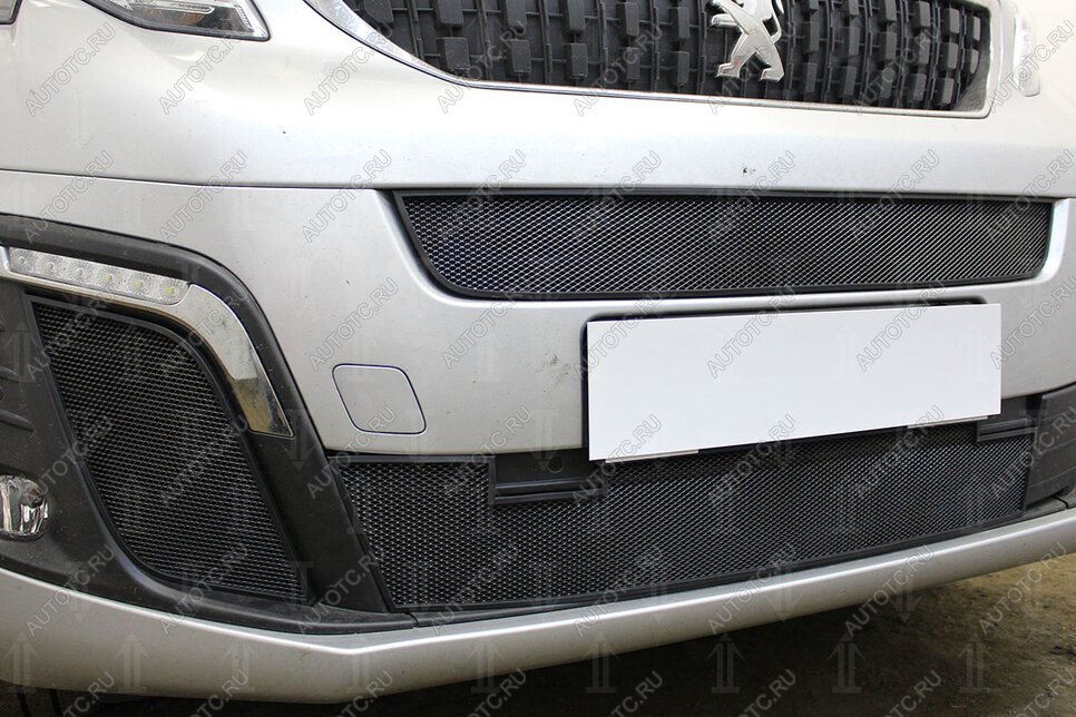 5 699 р. Защита радиатора (середина, низ) Стрелка11 Стандарт  Peugeot Traveller  K0 L2 (2016-2024) дорестайлинг (черная)  с доставкой в г. Вологда