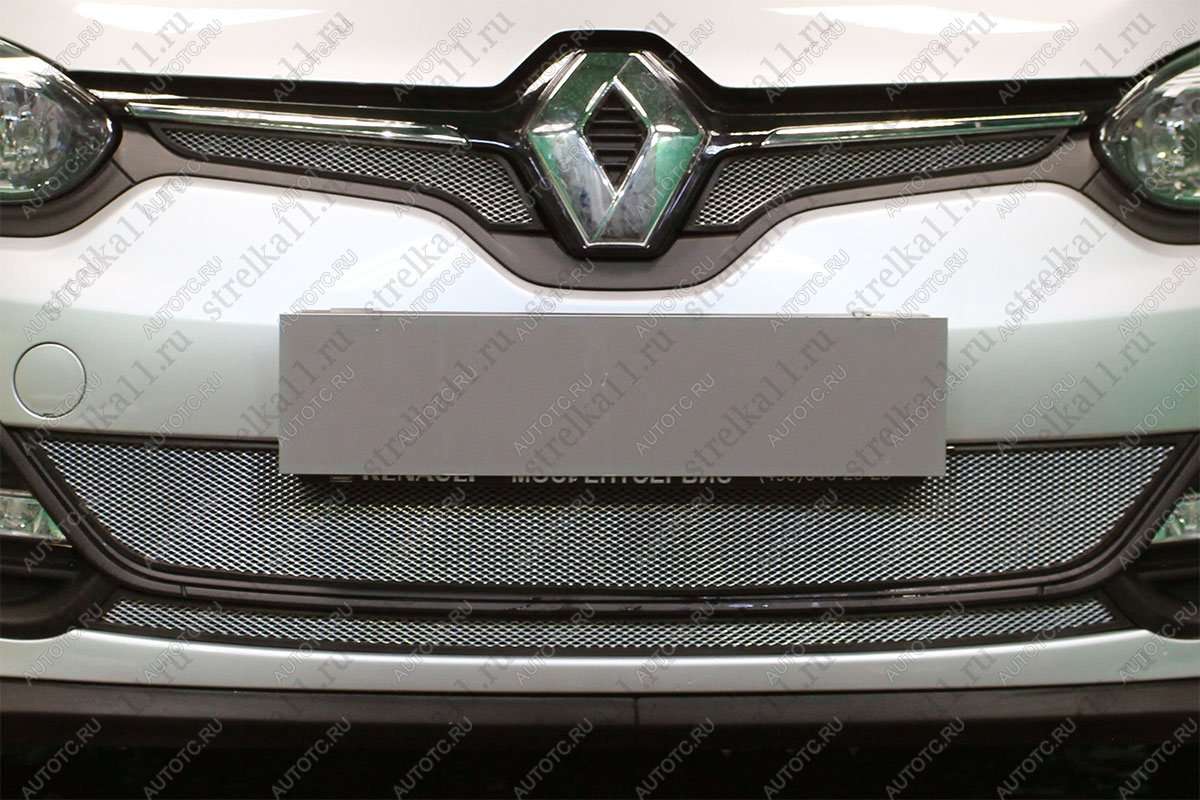 2 599 р. Защита радиатора (верх 2 части) Стандарт  Renault Megane  хэтчбэк 5 дв. (2013-2016)  рестайлинг (хром)  с доставкой в г. Вологда
