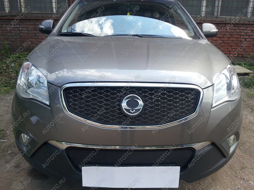 3 169 р. Защита радиатора (верх) Стрелка11 Стандарт  SSANGYONG Actyon (2010-2013) дорестайлинг (черная)  с доставкой в г. Вологда
