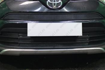 Защита радиатора (верх) Стрелка11 Стандарт Toyota RAV4  XA40 (2015-2019) 5 дв. рестайлинг (черная)