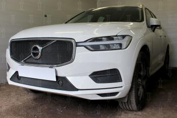 Защита радиатора (Inscription) (верх 2 части) Стрелка11 Стандарт Volvo XC60 (2017-2022) (черная)