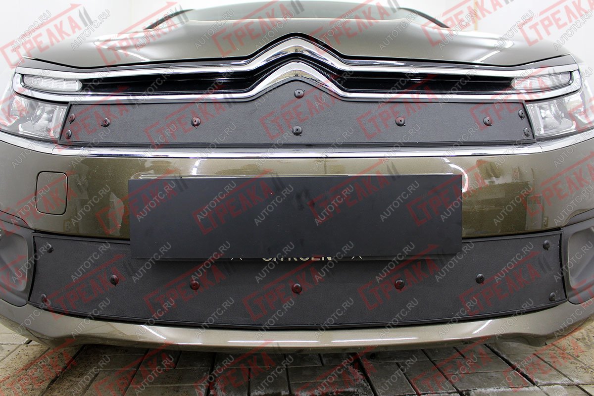 759 р. Зимняя заглушка решетки радиатора (с парктроником) Стрелка11 CITROEN C4 B7 хэтчбэк 5 дв. (2011-2018) (черная)  с доставкой в г. Вологда