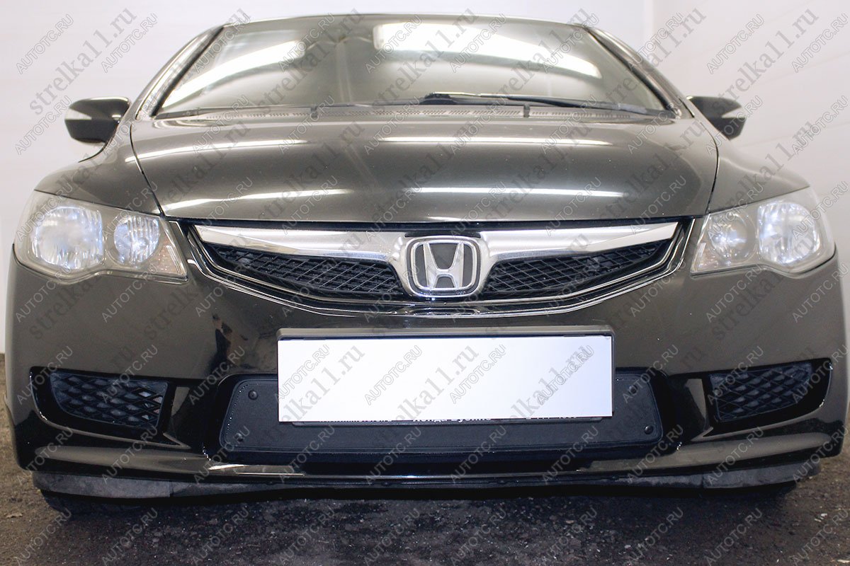 759 р. Зимняя заглушка решетки радиатора Стрелка11  Honda Civic ( FN,  FD) (2008-2012) купе рестайлинг, седан рестайлинг (черная)  с доставкой в г. Вологда