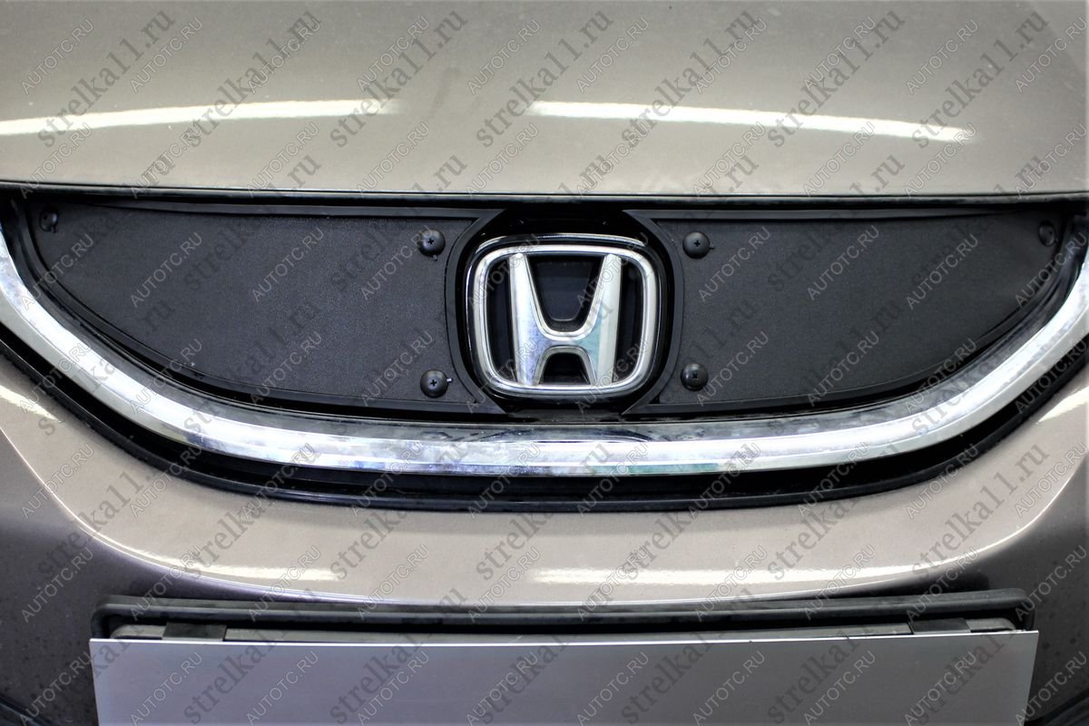 759 р. Зимняя заглушка решетки радиатора Стрелка11  Honda Civic  FB (2011-2016) седан (черная)  с доставкой в г. Вологда