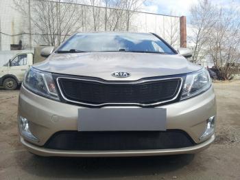 759 р. Зимняя заглушка решетки радиатора (верх) (Премиум) Стрелка11 KIA Rio 3 QB дорестайлинг седан (2011-2015) (черная)  с доставкой в г. Вологда. Увеличить фотографию 2