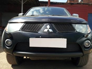 759 р. Зимняя заглушка решетки радиатора (низ) Стрелка11 Mitsubishi L200 4  дорестайлинг (2006-2014) (черная)  с доставкой в г. Вологда. Увеличить фотографию 2
