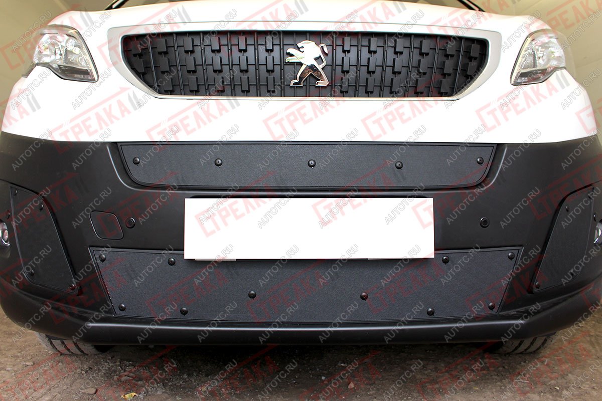 759 р. Зимняя заглушка решетки радиатора (верх) Стрелка11  Peugeot Expert  K0 (2016-2024) цельнометаллический фургон дорестайлинг (черная)  с доставкой в г. Вологда