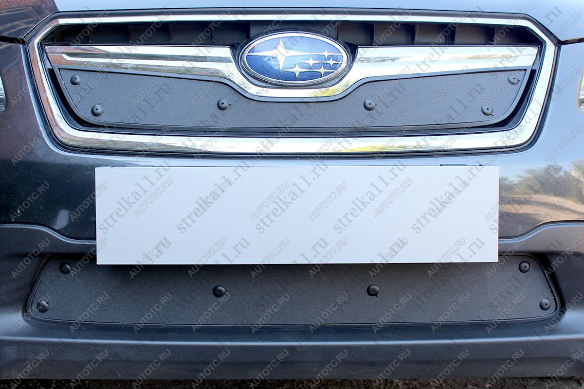 759 р. Зимняя заглушка решетки радиатора (верх) Стрелка11  Subaru XV  GP/G33 (2016-2017) рестайлинг (черная)  с доставкой в г. Вологда